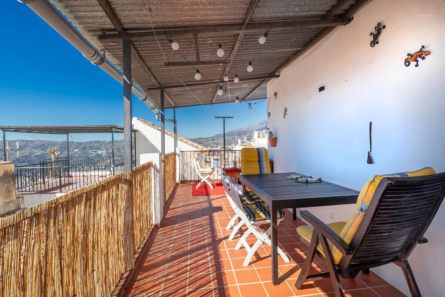 Casa Marlo, Spacious House In The Lively Centre Of Cómpeta Exteriör bild
